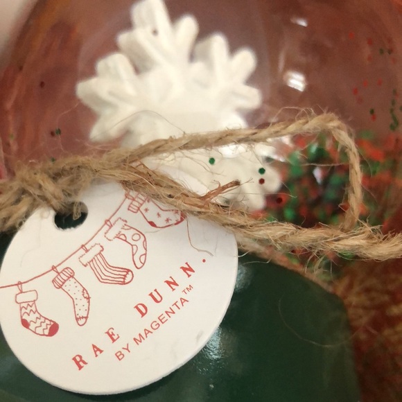 RAE DUNN: Snow-Globe "LET IT SNOW" - Picture 5 of 6